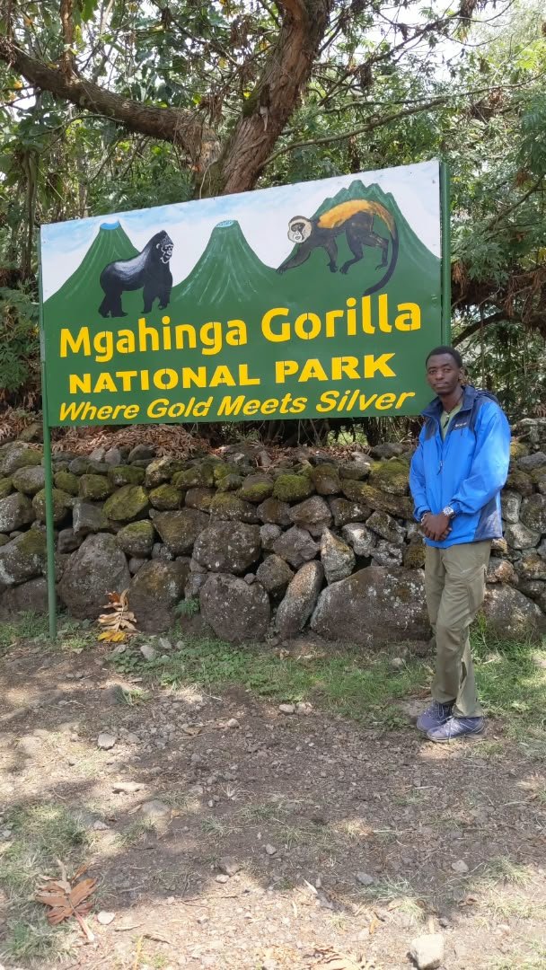 Our cross border tour guide